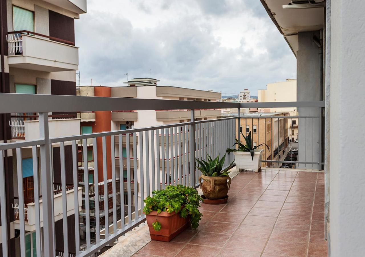 Blu Monopoli Apartment Bagian luar foto
