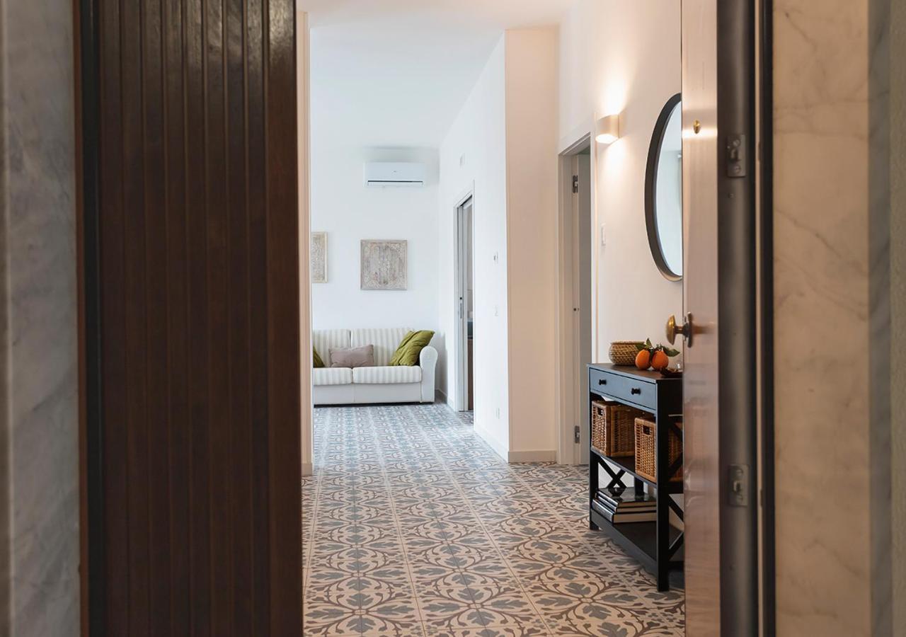 Blu Monopoli Apartment Bagian luar foto