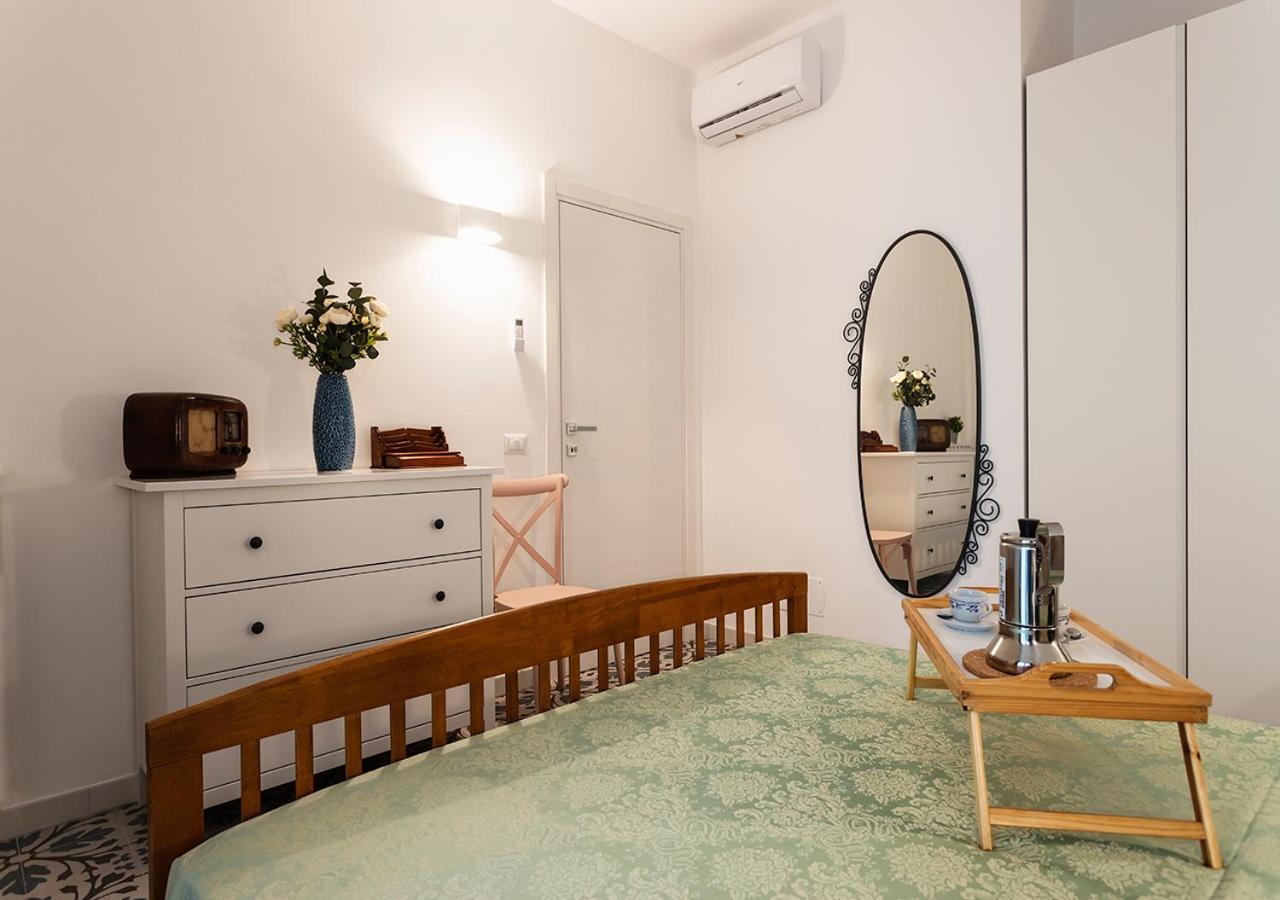 Blu Monopoli Apartment Bagian luar foto