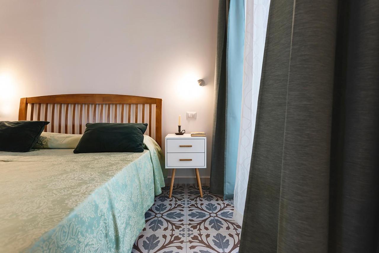 Blu Monopoli Apartment Bagian luar foto