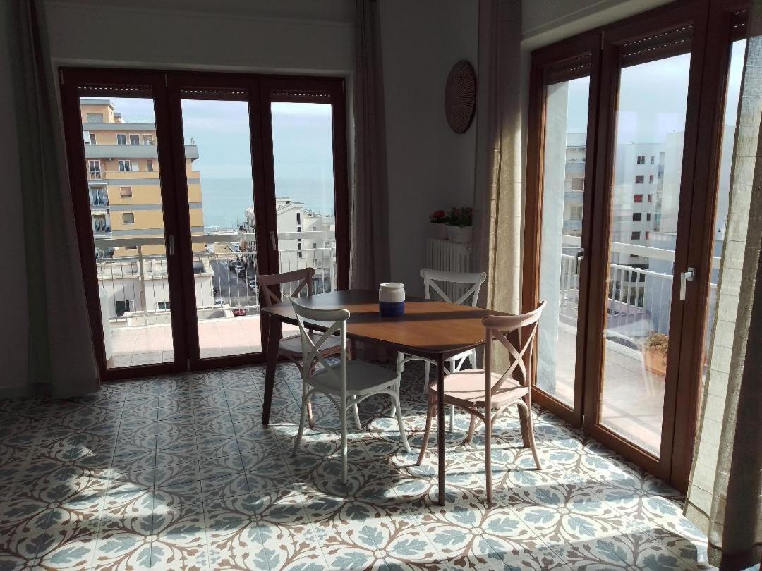 Blu Monopoli Apartment Bagian luar foto